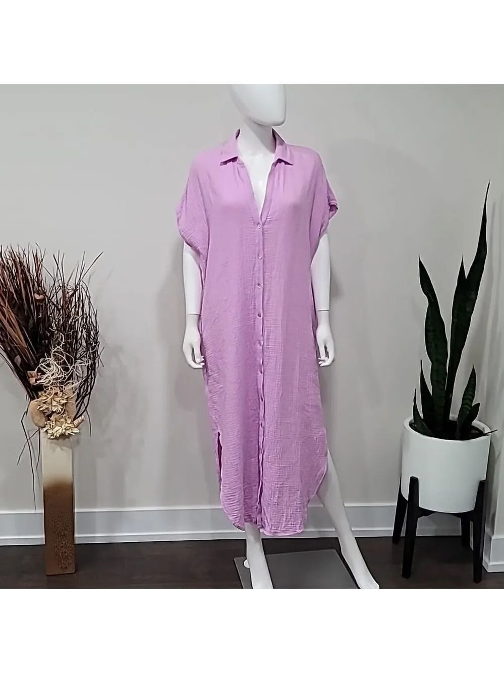 Show Me Your MuMu Boyd Button Down Shirt Size S Pink Purple NWT - Picture 3 of 11